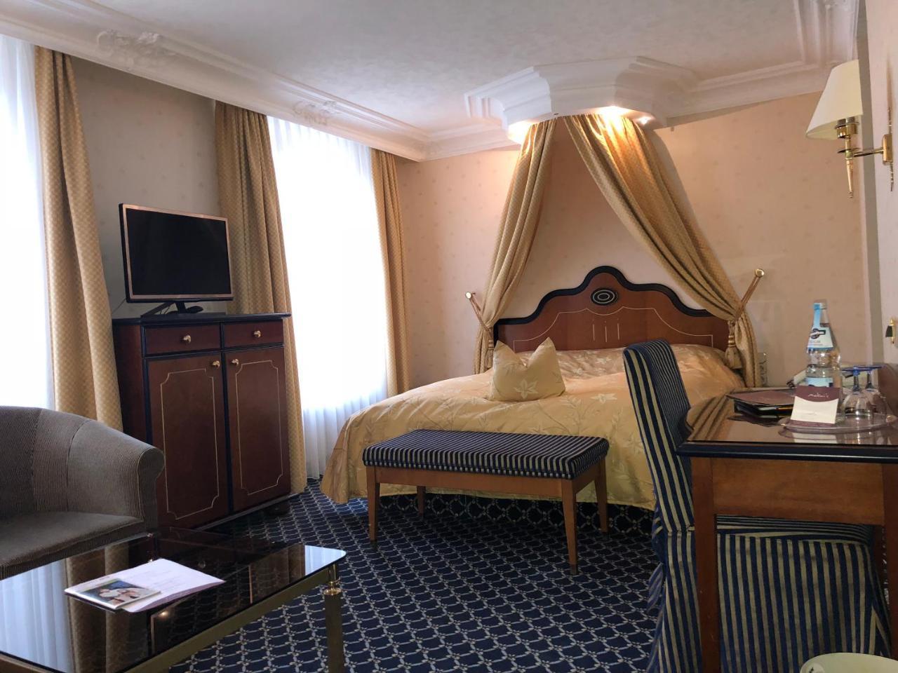 Mokni'S Palais Hotel & Spa Бад-Вільдбад Екстер'єр фото